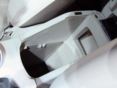 2011款 1.8L CVT 精英版 5座
