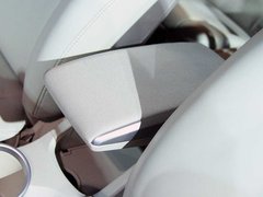 2011款 1.8L CVT 精英版 5座