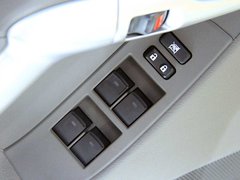 2011款 1.8L CVT 精英版 5座