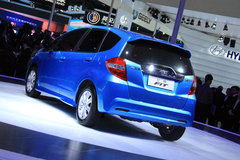 2011款 1.5L 自动 豪华版