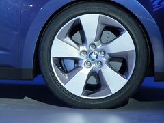 2012款 1.6L 自动 尊贵版
