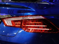 2012款 1.6L 自动 尊贵版