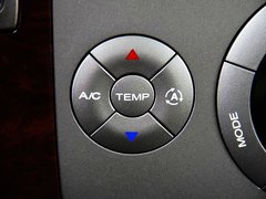 2011款 3.2L 自动 四驱尊域版 5座