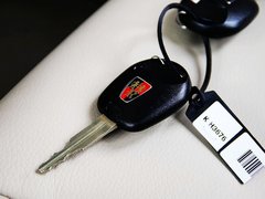 2011款 3.2L 自动 四驱尊域版 5座