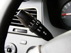 2011款 3.2L 自动 四驱尊域版 5座