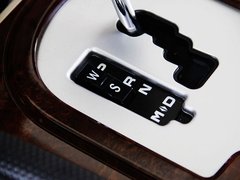 2011款 3.2L 自动 四驱尊域版 5座
