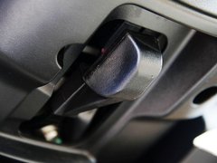 2011款 3.2L 自动 四驱尊域版 5座