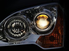 2011款 3.2L 自动 四驱尊域版 5座