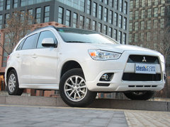 2011款 2.0L CVT 兩驅(qū) 炫悅版5座