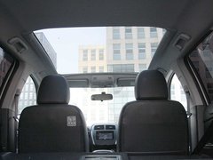 2011款 2.0L CVT 两驱 炫悦版5座