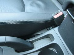 2011款 2.0L CVT 两驱 炫悦版5座