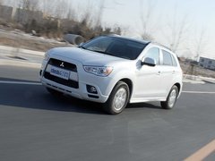 2011款 2.0L CVT 兩驅(qū) 炫悅版5座