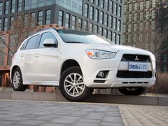 2011款 2.0L CVT 兩驅(qū) 炫悅版5座