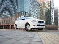 2011款 2.0L CVT 兩驅(qū) 炫悅版5座