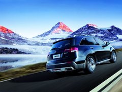 2011款 3.7L 自动 标准尊享运动版 7座