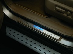 2011款 3.7L 自动 标准尊享运动版 7座