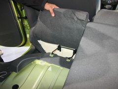 2011款 1.0L SX 自动 标准型