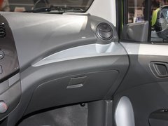 2011款 1.0L SX 自动 标准型