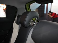 2011款 1.0L SX 自动 标准型