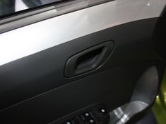 2011款 1.0L SX 自动 标准型