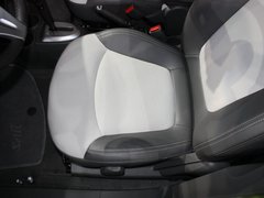 2011款 1.0L SX 自动 标准型