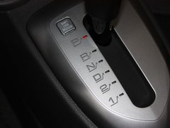 2011款 1.0L SX 自动 标准型