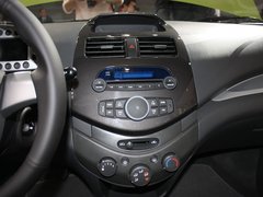 2011款 1.0L SX 自动 标准型