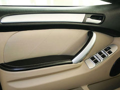 2011款 2.4 自动 四驱超豪华型 5座
