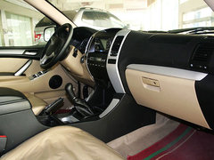 2011款 2.4 自动 四驱超豪华型 5座