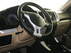 2011款 2.4 自动 四驱超豪华型 5座