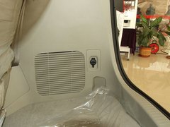2011款 2.4L 自动 尊稳版尊享型 7座