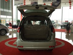2011款 2.4L 自动 尊稳版尊享型 7座