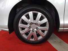 2011款 2.4L 自动 尊稳版尊享型 7座