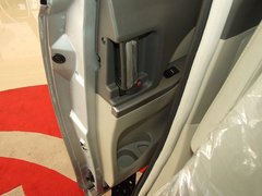 2011款 2.4L 自动 尊稳版尊享型 7座