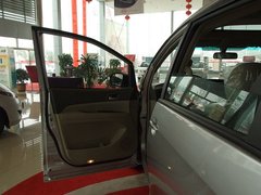 2011款 2.4L 自动 尊稳版尊享型 7座