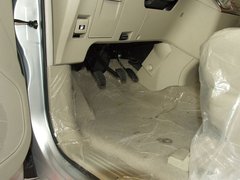 2011款 2.4L 自动 尊稳版尊享型 7座
