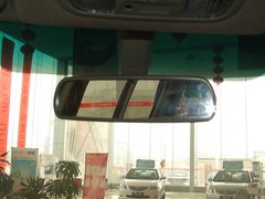 2011款 2.4L 自动 尊稳版尊享型 7座
