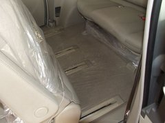 2011款 2.4L 自动 尊稳版尊享型 7座