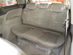 2011款 2.4L 自动 尊稳版尊享型 7座