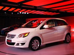 2012款 两厢 1.5L 自动 乐享版