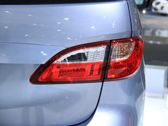 2011款 2.0 自动 舒适型 7座