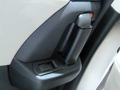 2011款 2.0 自动 舒适型 7座