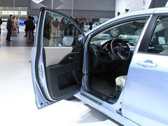 2011款 2.0 自动 舒适型 7座