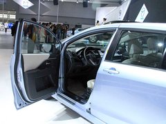 2011款 2.0 自动 舒适型 7座