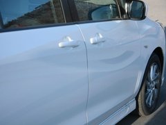 2011款 2.0 自动 舒适型 7座