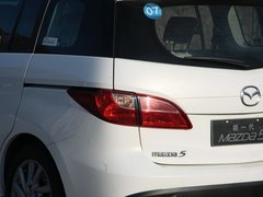 2011款 2.0 自动 舒适型 7座