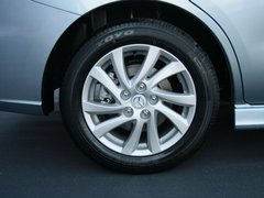 2011款 2.0 自动 舒适型 7座
