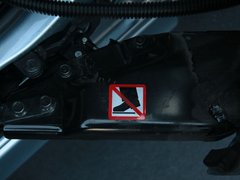2011款 2.0 自动 舒适型 7座
