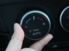 2011款 2.0 自动 舒适型 7座