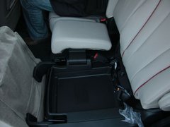 2011款 2.0 自动 舒适型 7座